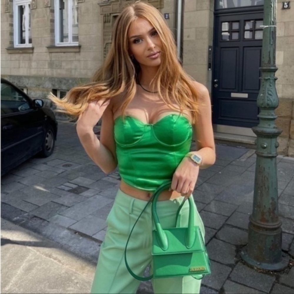 New Zara | Green Satin Effect Corset Crop Top - Picture 3 of 17